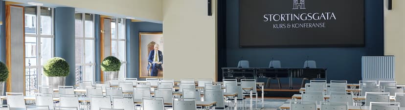 Rådhusplassen - The High Ceiling Conference Room