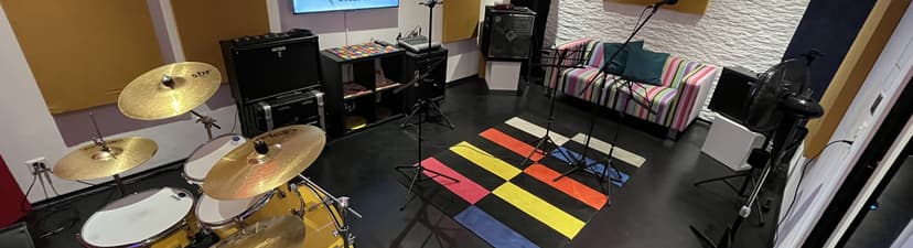 Kazoo Music Studios - Rehearsal Studio "80's"