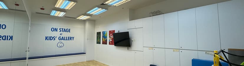 Studio in Tsuen Wan by Kids' Gallery