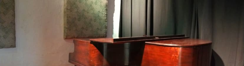 Practice room with Grand Piano in Jerez City Center