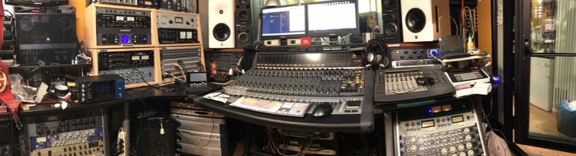 Studio B Recording (recording + control room)