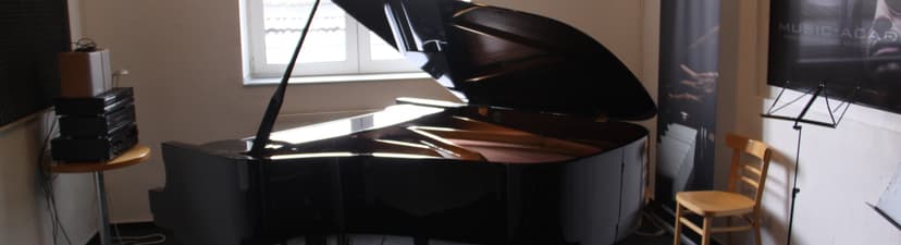 Rehearsal Room 2 - Grand Piano