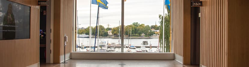 Ytan - limitless events with the ocean view in the background