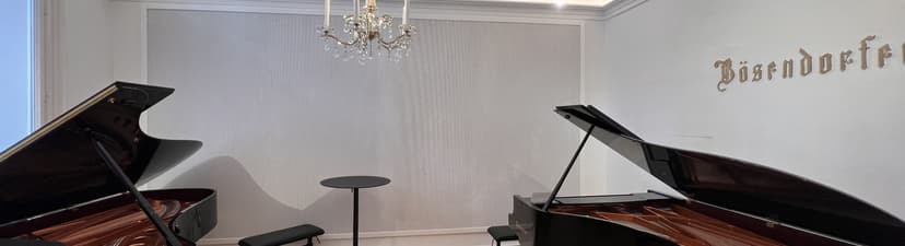 Konzertstudio mit zwei Bösendorfer Concert Grands