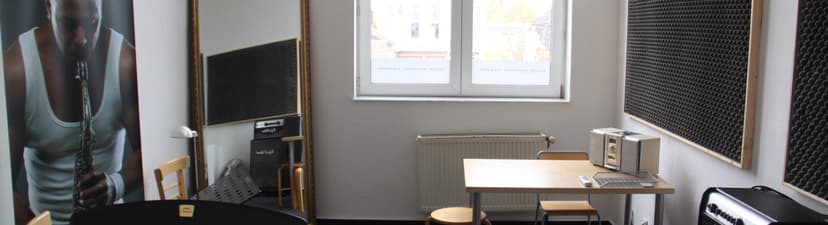 Rehearsal Room 6 - E-Piano