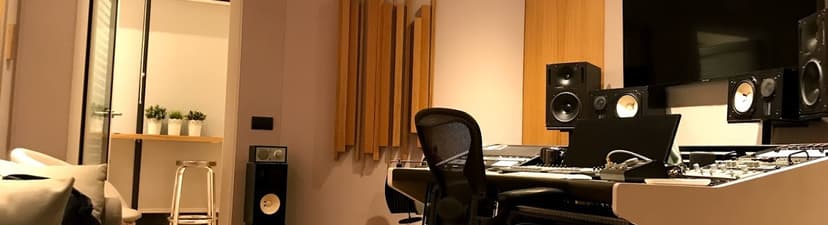 26 mq of beautiful natural sound room