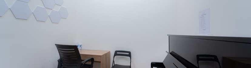 Fournotes Room C1