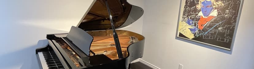 Grand Piano Studio Space